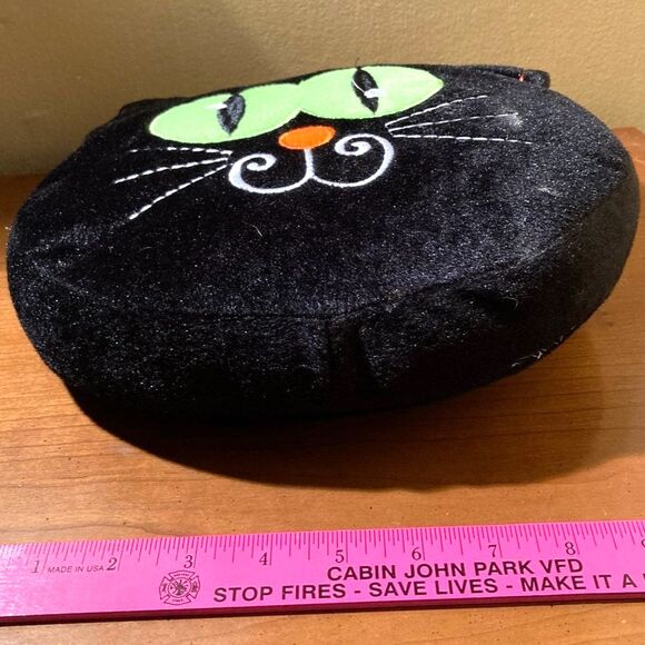 Velvet Kitty Cat Pillow Black Green Orange White Embroidered 10 x 2 x 8 inches - Picture 4 of 4
